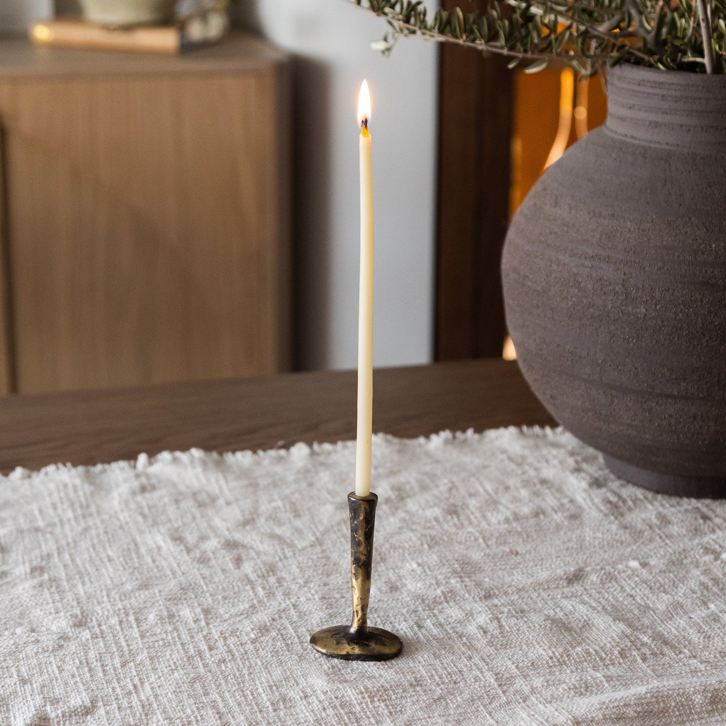 Melissa Beeswax Thin Tapers - Pack of 15