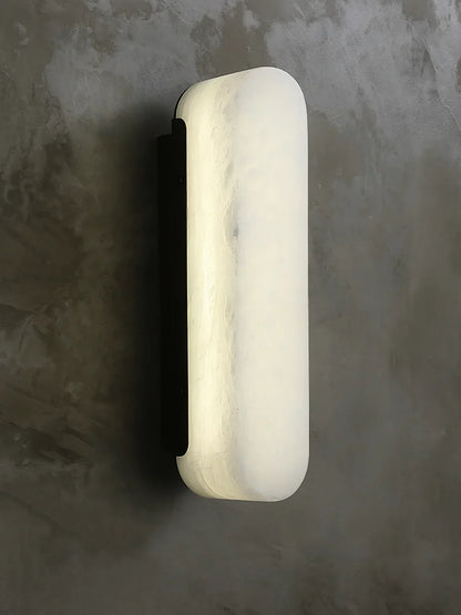 Luxury Alabaster Vertical Wall Lamp