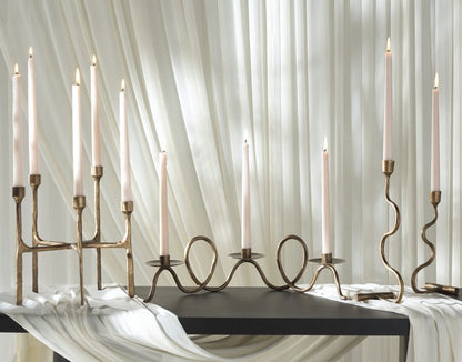 Quyn Taper Candleholder Centerpiece