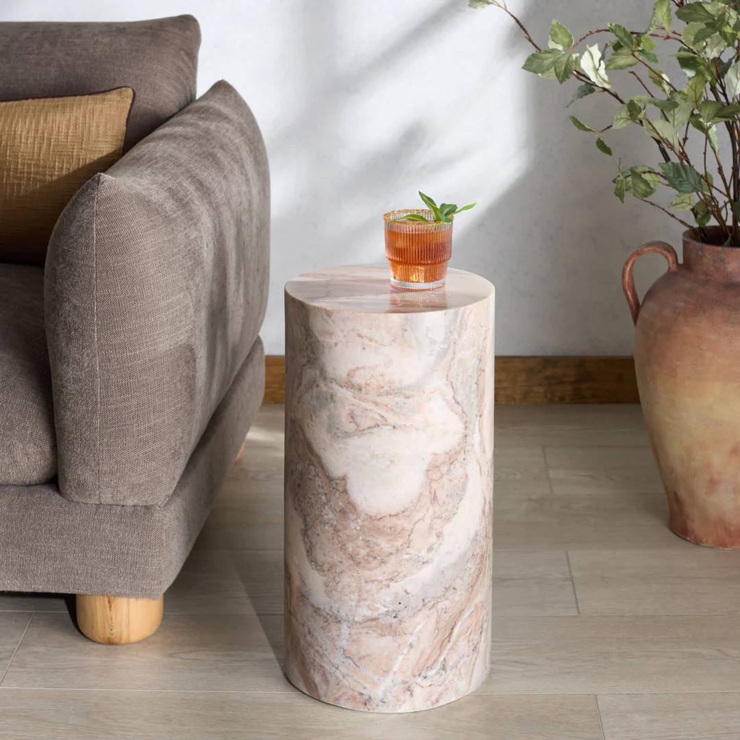 Leahbryanna Round Drink Table