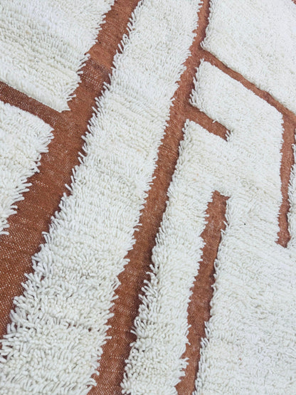 Tafenzut Abstract Berber Rug – Handmade Moroccan Wool Decor
