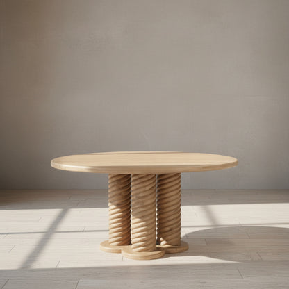 Treccia Round Dining Table Oak