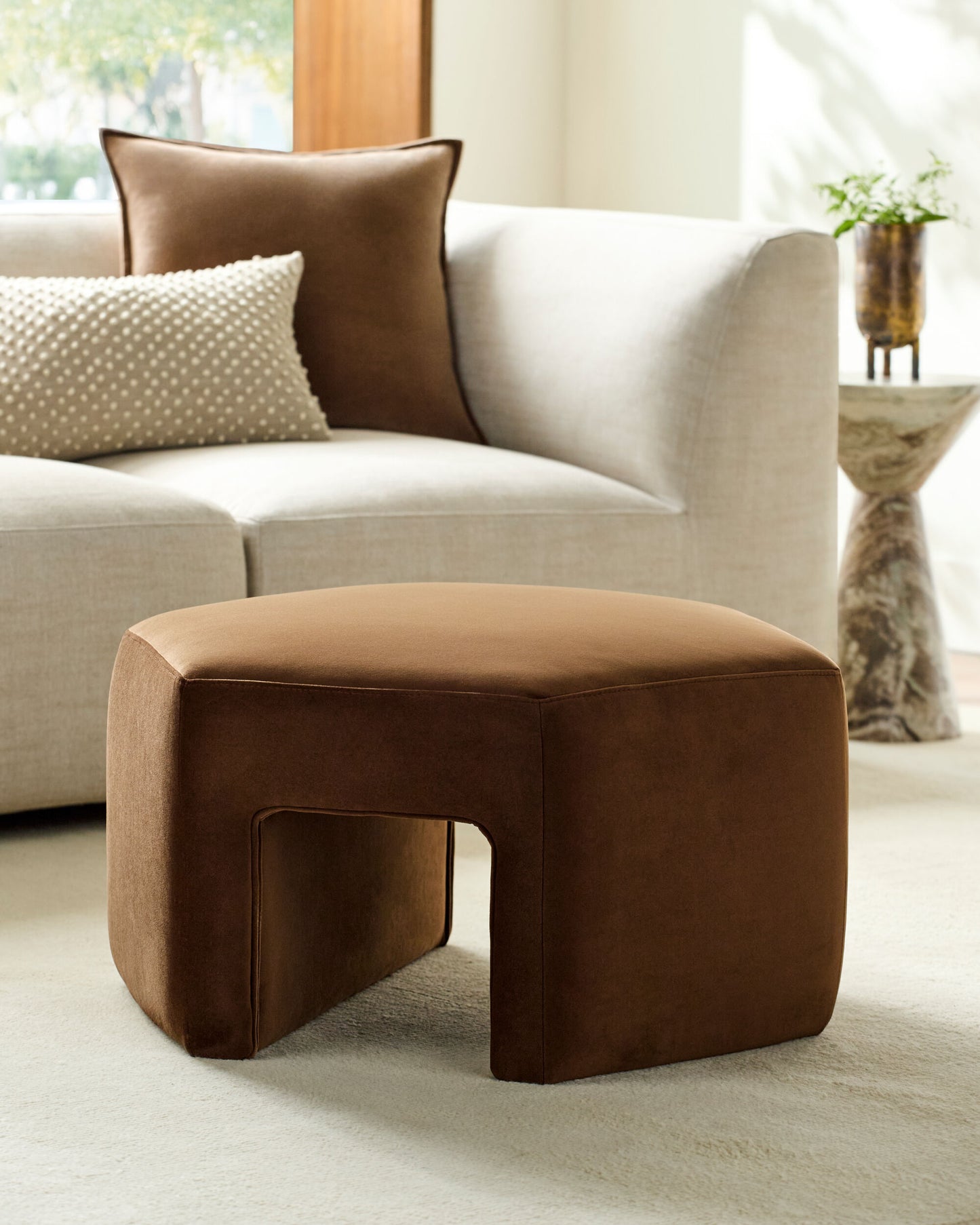 Ellisa Ottoman