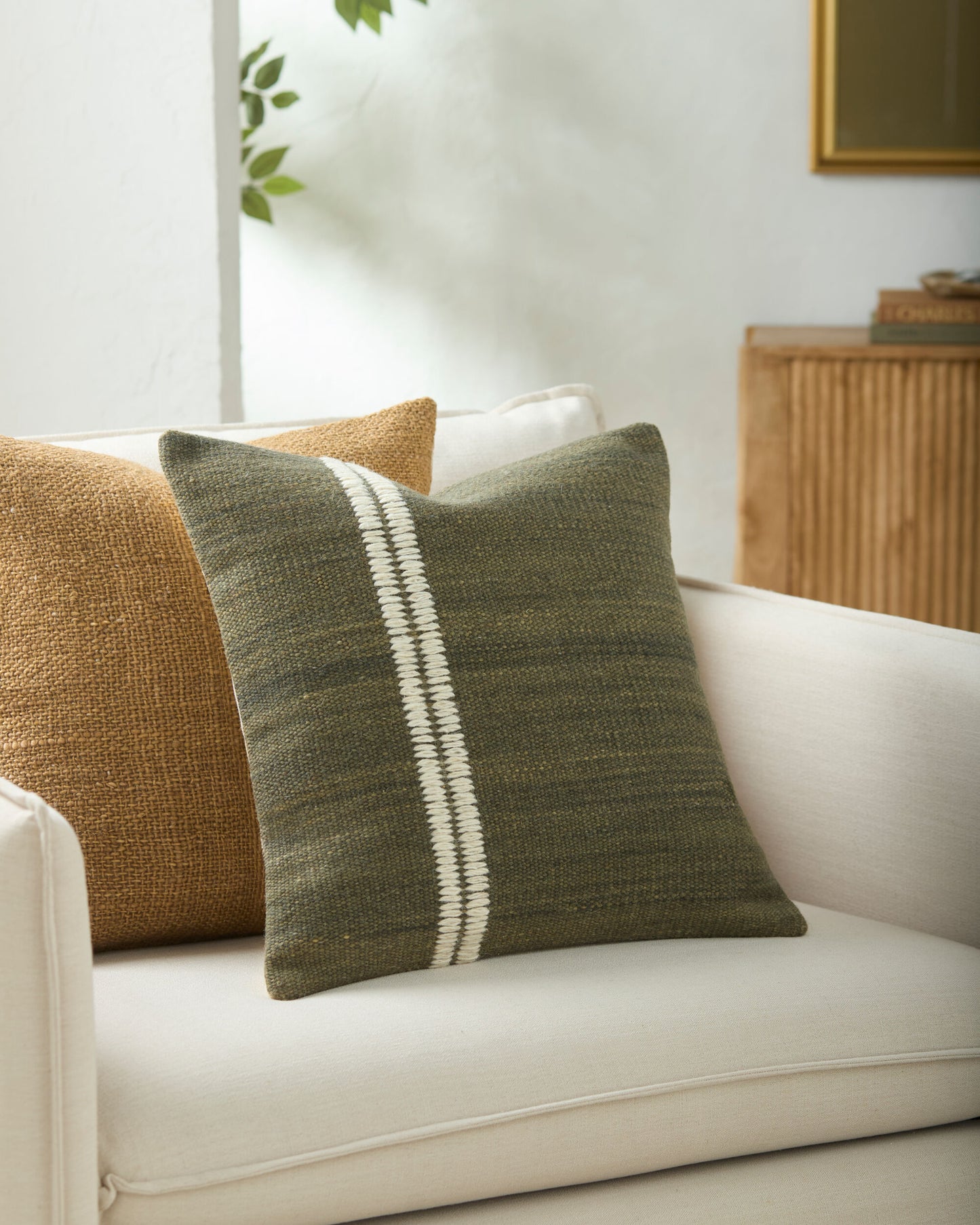 Jundah Pillow
