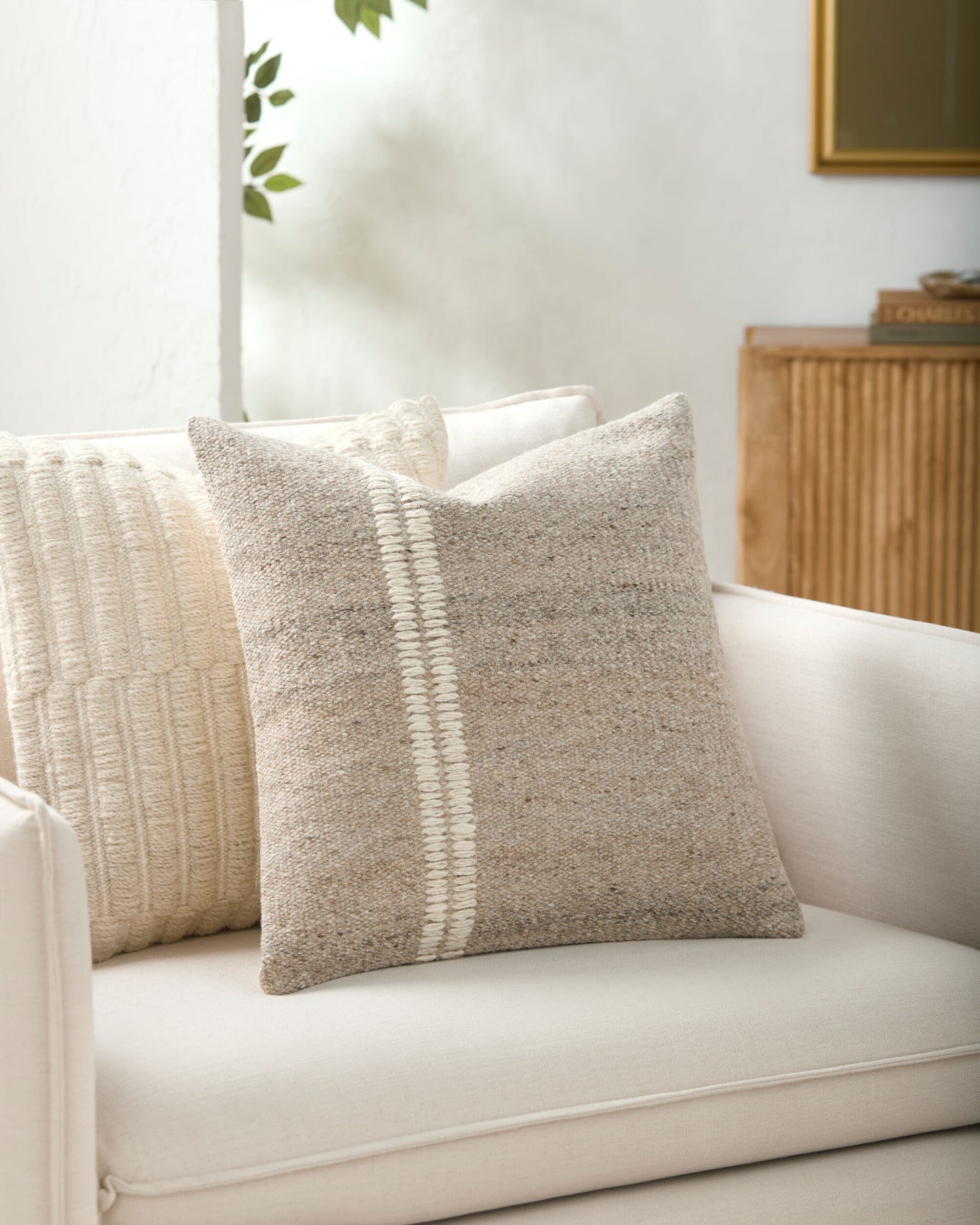 Jundah Pillow