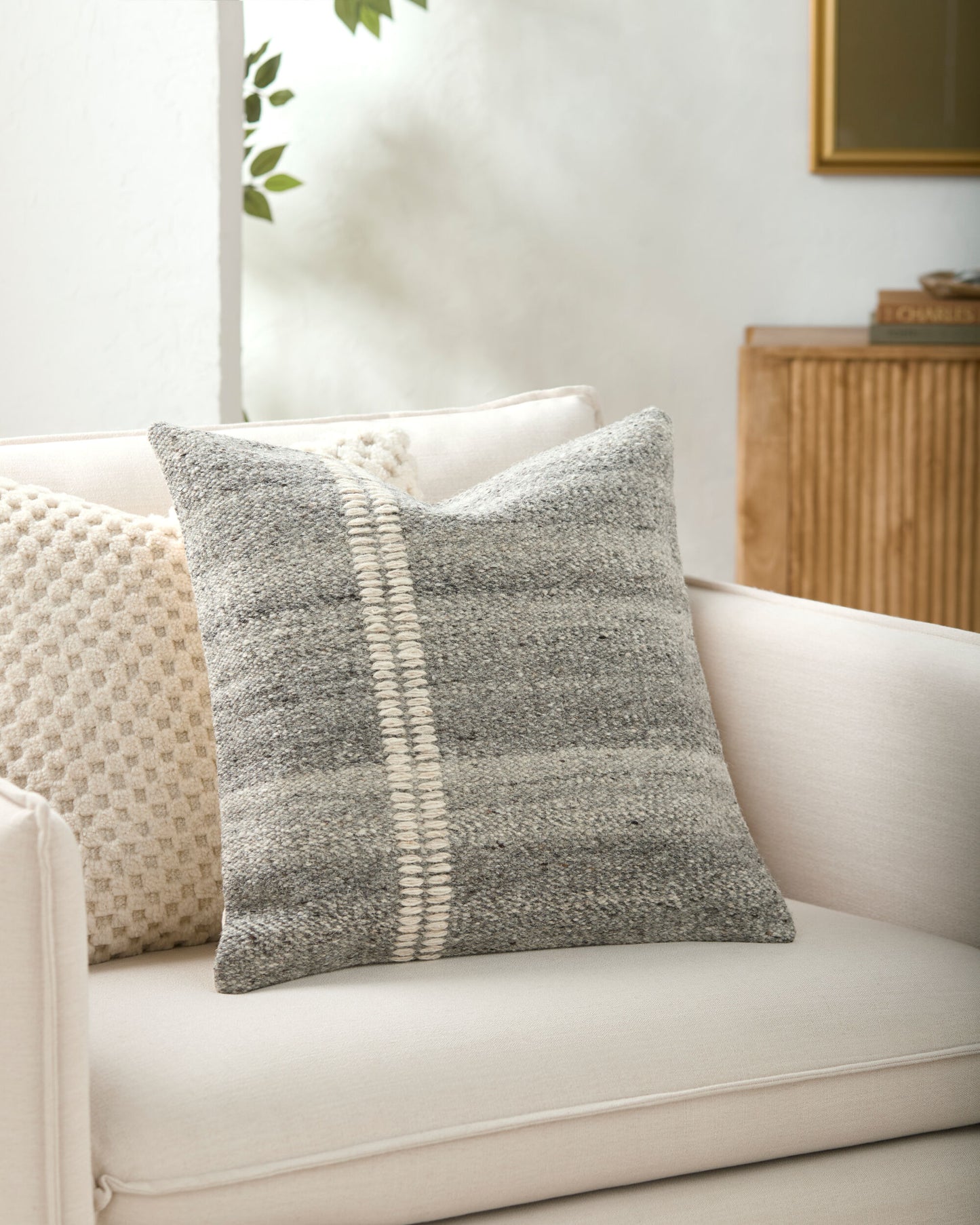Jundah Pillow
