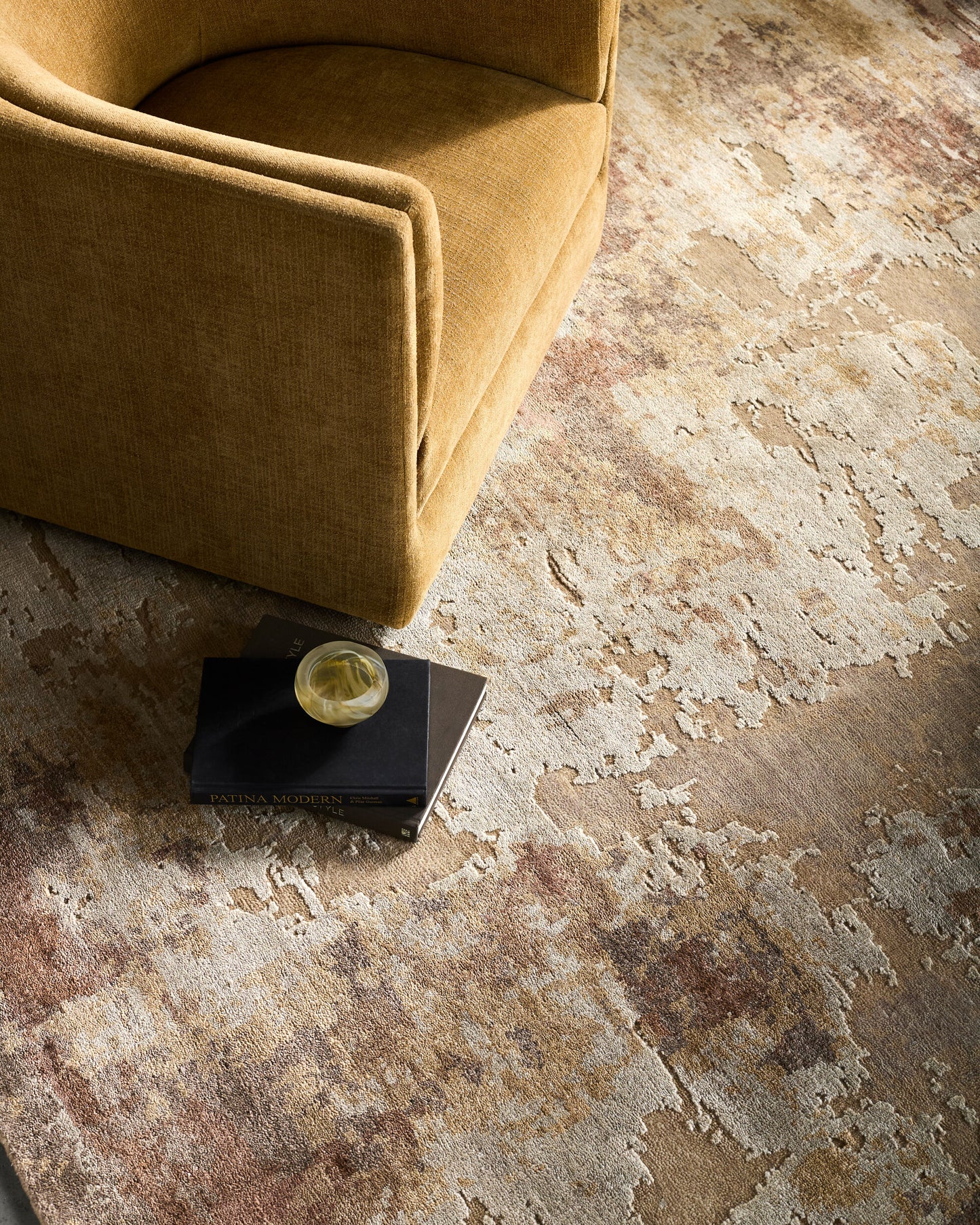 Vivienne Swivel Chair